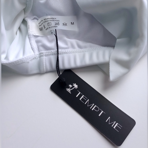 Tempt Me Ruffle Bikini Top - Picture 4 of 4